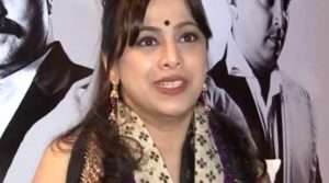 Suchitra Bandekar Biography, Age, Family, Wiki, Photos, Son